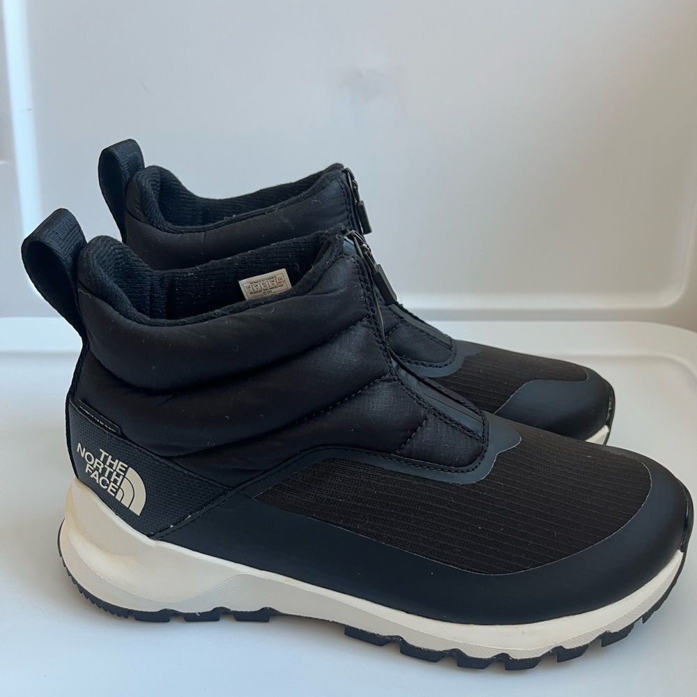 EGO Black ThermoBall Footwear